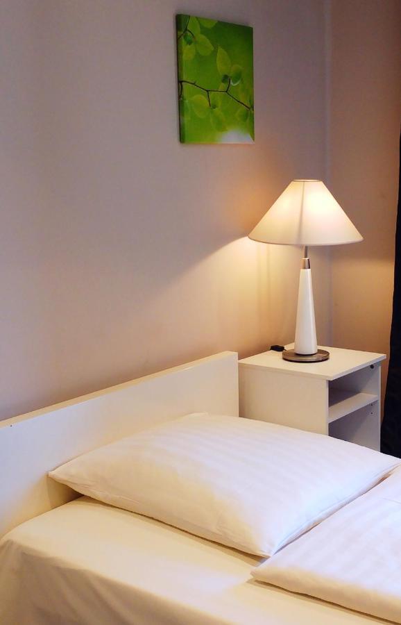 Hotel M68 Berlin Bagian luar foto