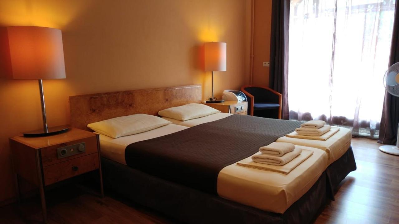 Hotel M68 Berlin Bagian luar foto