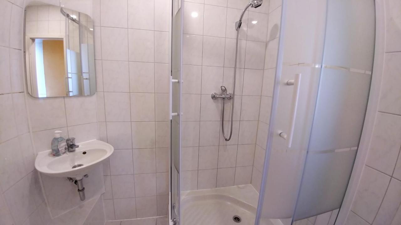 Hotel M68 Berlin Bagian luar foto