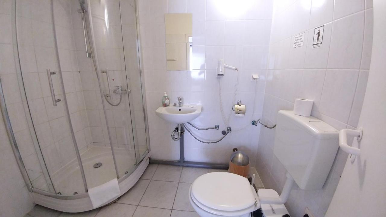 Hotel M68 Berlin Bagian luar foto